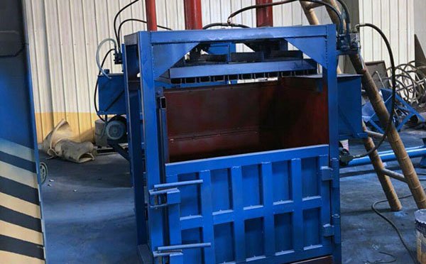 液壓打包機(jī)低價格