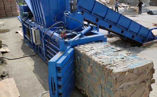 半自動打包機(jī)價(jià)格多少